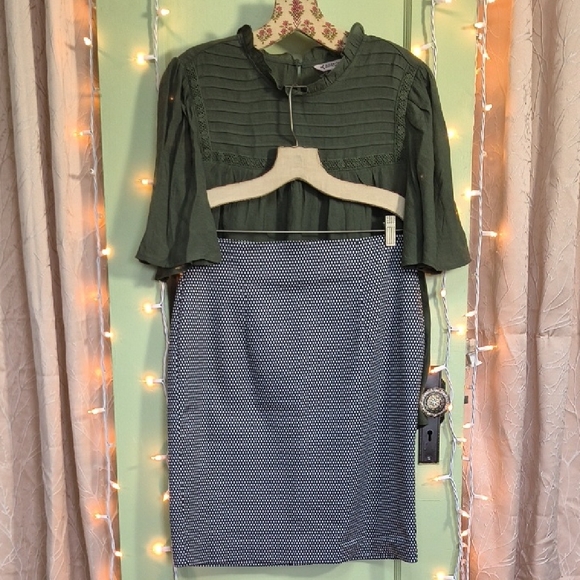 Women's Nanette Lepore Olive Green Lightweight Blouse L - Picture 2 of 13